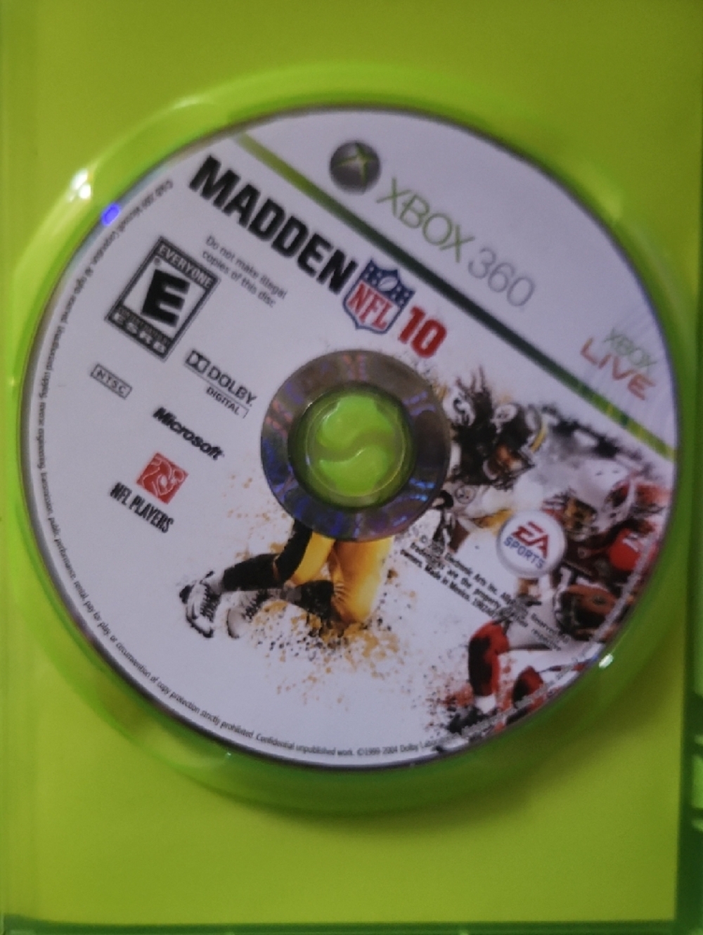 Madden NFL 10 (White/Red) - Xbox 360 - Picture 4 of 4
